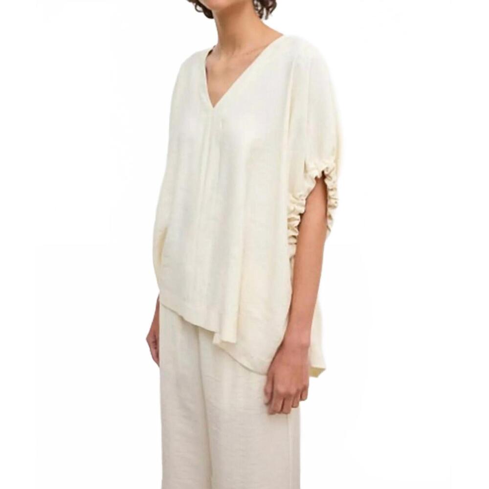 NEW HOUSE OF DAGMAR rouched v-neck top in off white